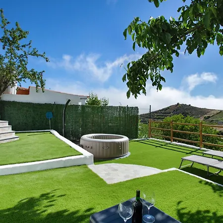 شاليه Casa Tito Y Teresita *